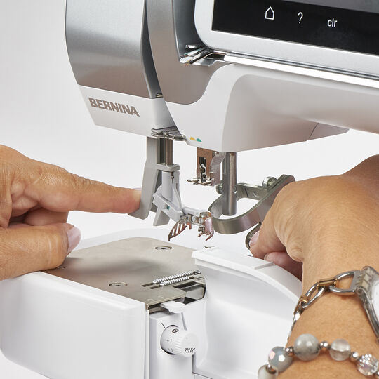Support d'accessoires supérieur image number